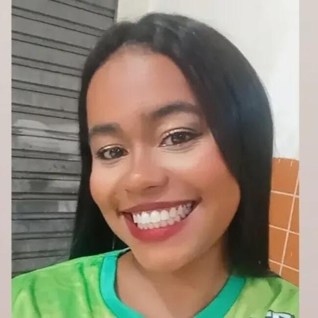 Babysitter in São Luís: Karynni