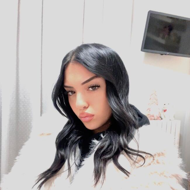 Babysitter in Andria: Miriana