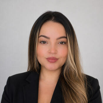 Babysitter in Valladolid: Lorena