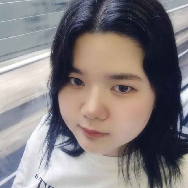 Babysitter in Sydney: Jisoo