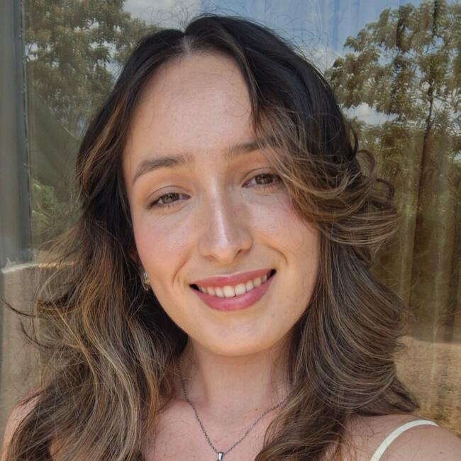 Babysitter in San Pedro: Shilon Mena