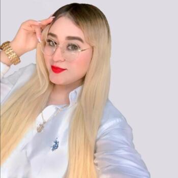 Babysitter in Forest Park: Diana