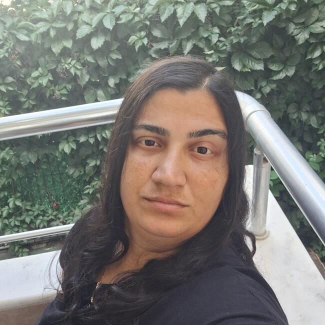 Antalya bölgesinde bebek bakıcılığı işi: Ayşe