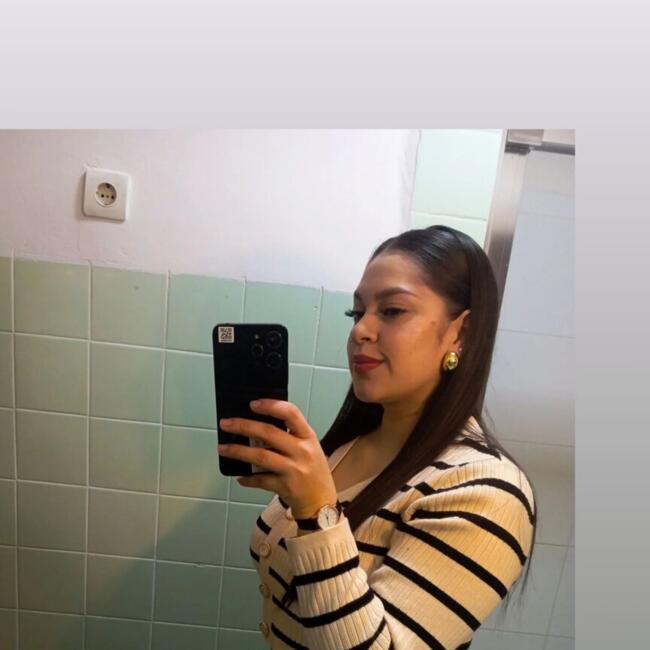 Babysitter in Valencia: Yeimy