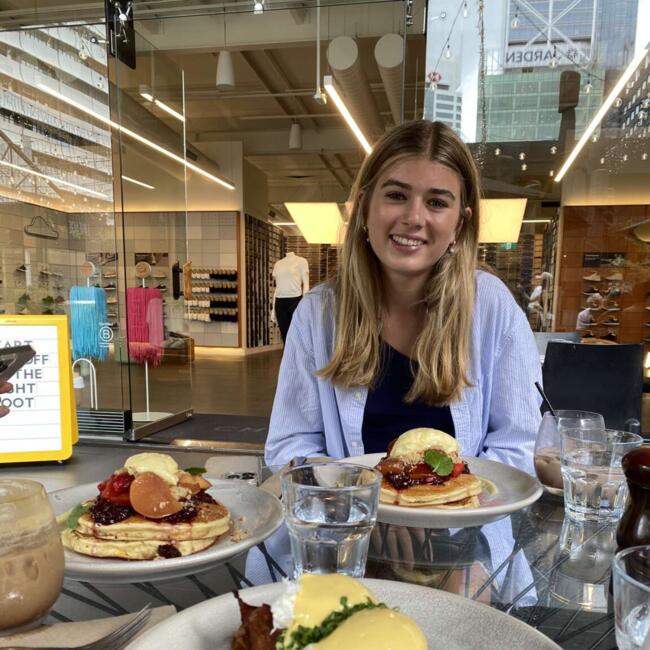 Babysitter in Auckland: Emma