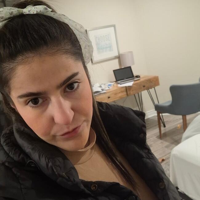 Baby-sitter in Toronto: Shirin
