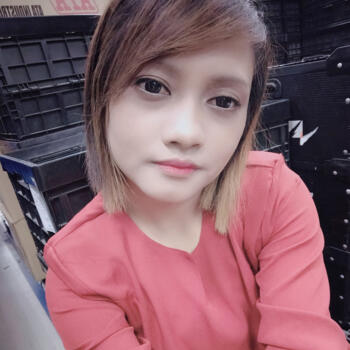 Babysitter in Pasir Gudang: Mza