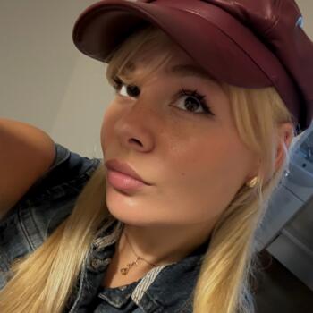 Babysitter in Leeds: Cheyenne