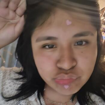 Babysitter in Trujillo: Yonsu