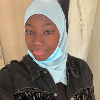 Babysitter in Nantes: Fatoumata