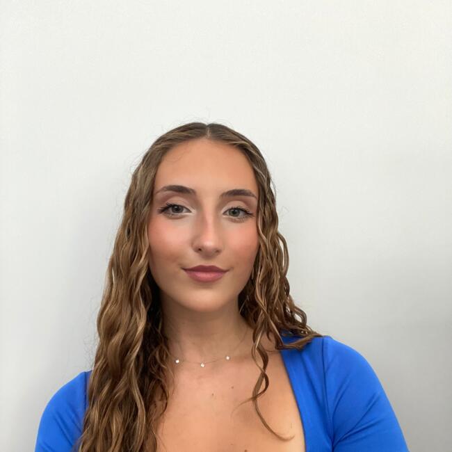 Babysitter in Alhos Vedros: Ana