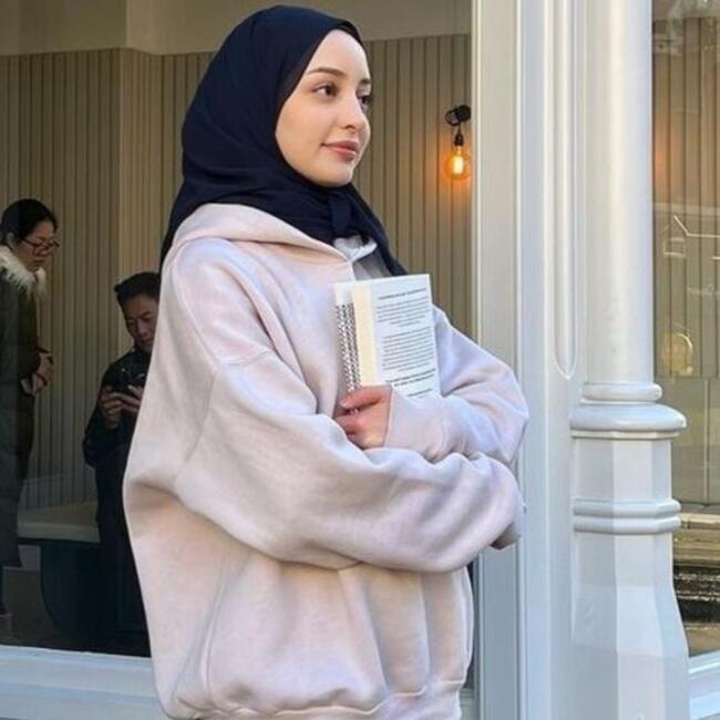 Babysitter in Illescas: Hana