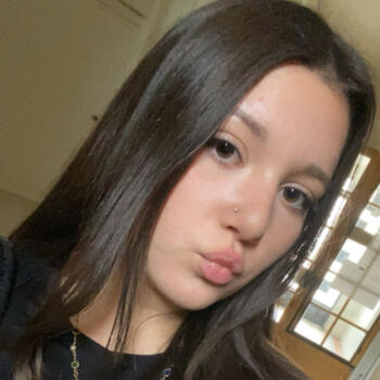 位于白鸽林的临时保姆: Lina