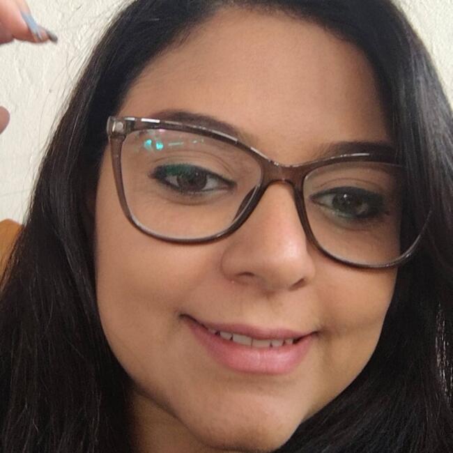 Babysitter in Sumaré: Larissa