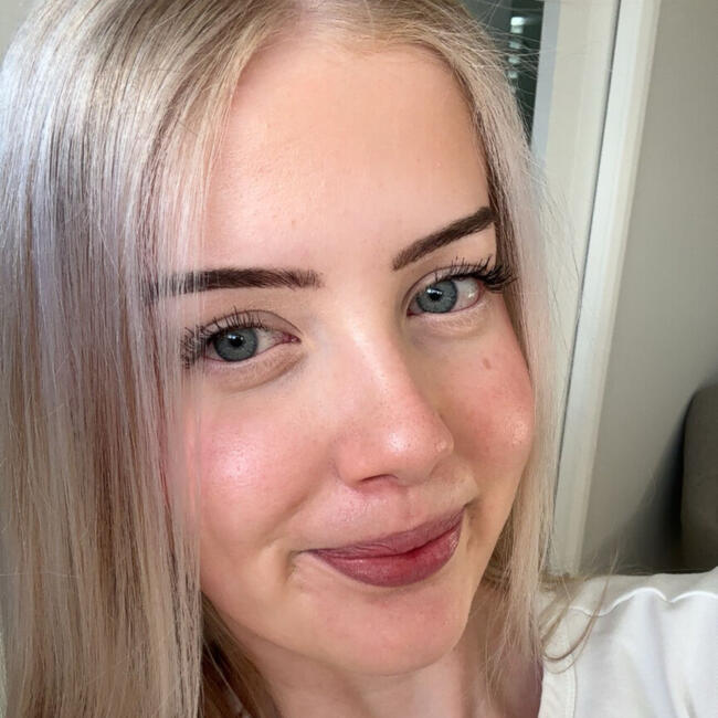 Babysitter in Sydney: Olivia