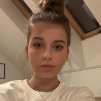 Babysitter Kunice: Hanna