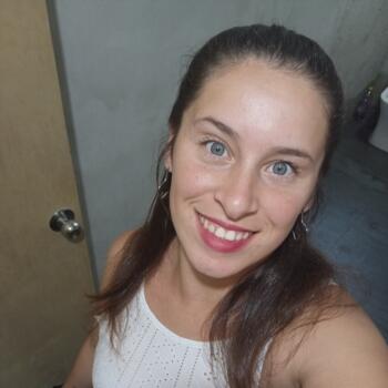 Babysitter in Toledo: Pamela