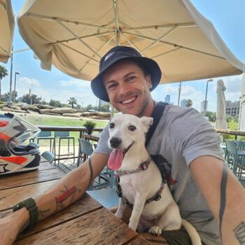 Babysitter in Tel Aviv: Anton