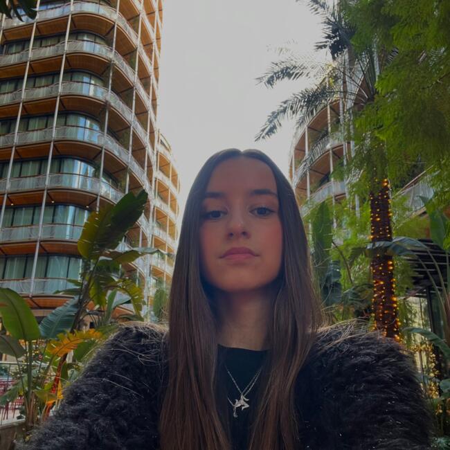 Babysitter in Nice: Carla