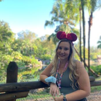 Babysitter Edmonton: Kali