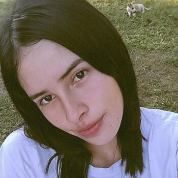 Niñera en Mbutuý: Liz Fabiana