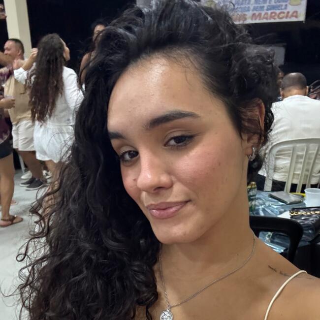 Babá em Rio de Janeiro: Emilly