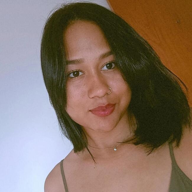 Babysitter in Luziânia: Maria