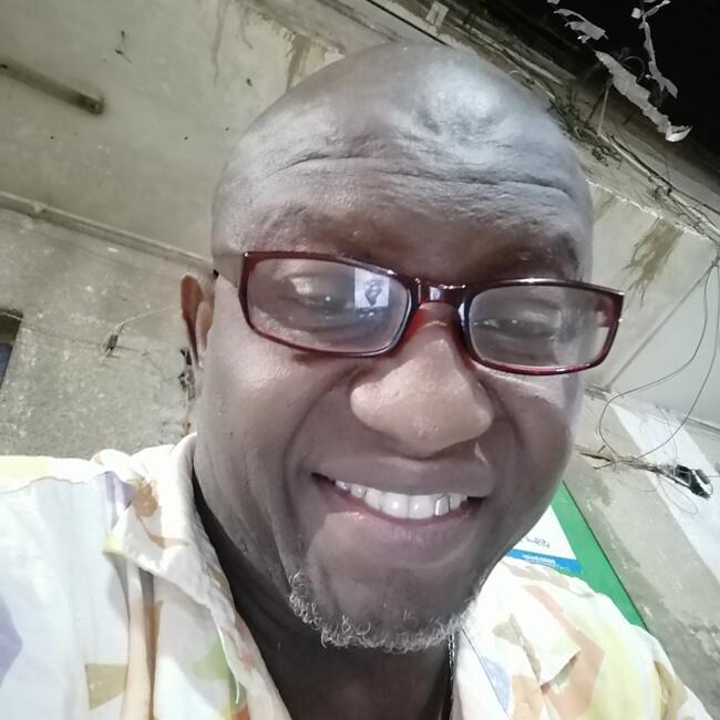 مربية أطفال في القاهرة الجديدة: Anthony