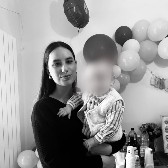 Babysitter in Petite-Forêt: Sasha