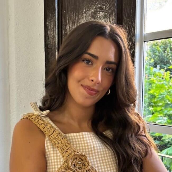 Canguro en Granada: Lorena