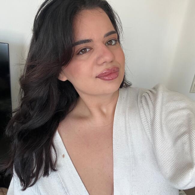 Babysitter in Ágioi Anárgyroi: Kelly