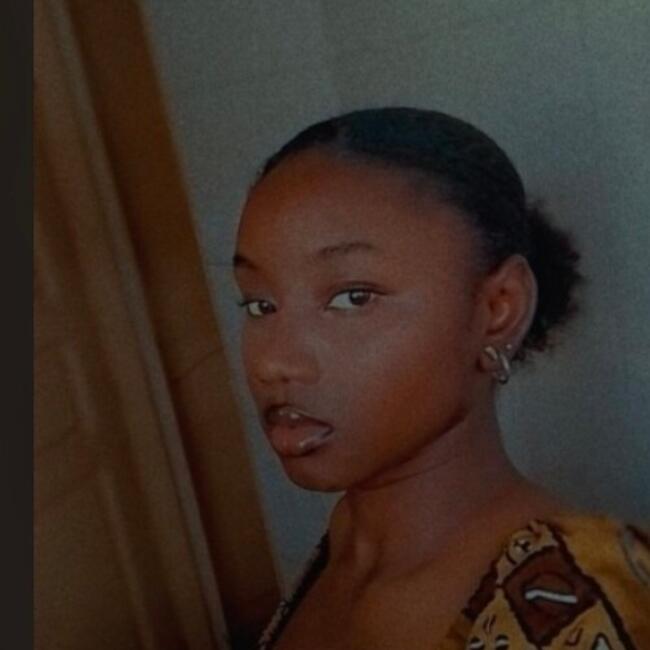 Babysitter in Angers: Aoua
