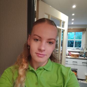 Baby-sitter in Apeldoorn: Nina