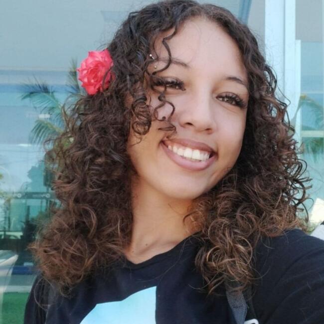 Babysitter in Vila Velha: Ana Carolina