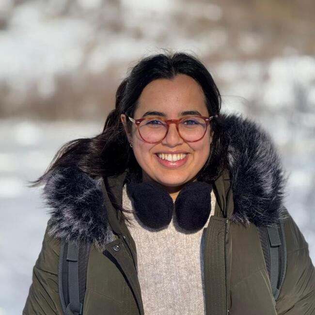 جليسة أطفال في الهراويين: Manal