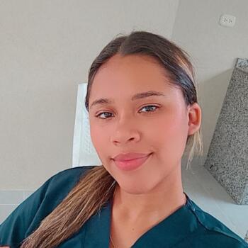 Niñera en Cali: Ana