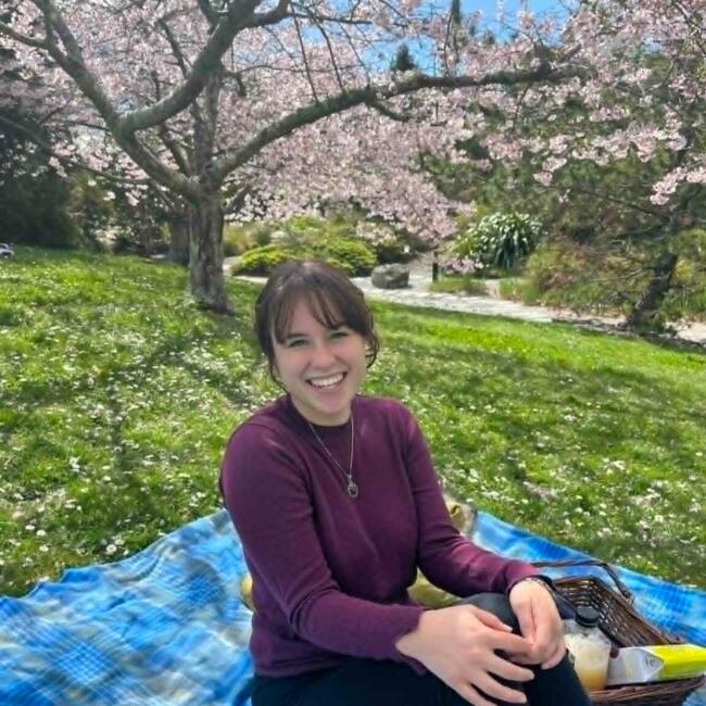 Babysitter in Christchurch: Ariel