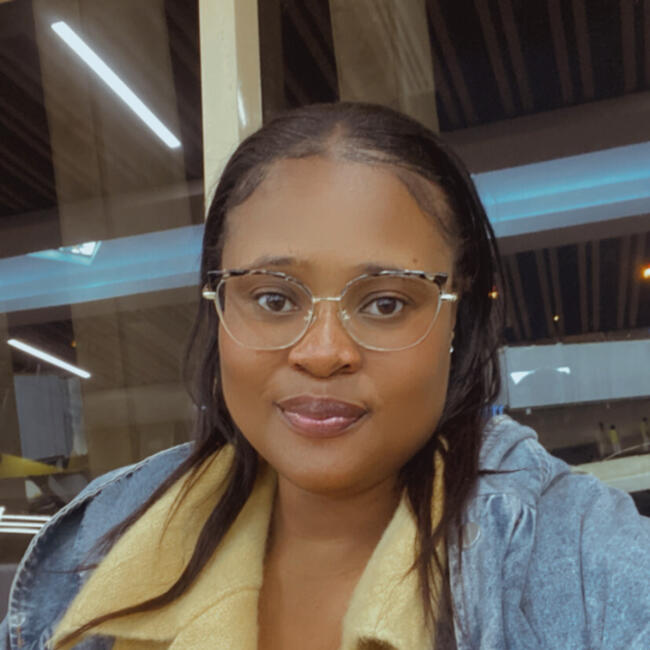 Babysitter in Nanterre: Phay