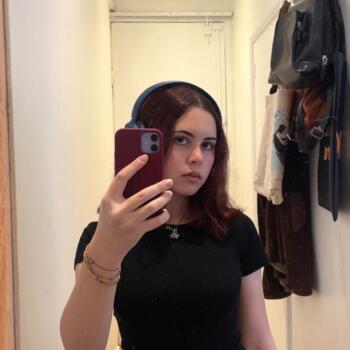 Babysitter in Lyon: Manel