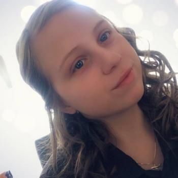 Oppas in Valkenburg: Eline