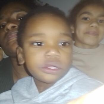 Babysitting job in Carmaux: babysitting job Hadidja