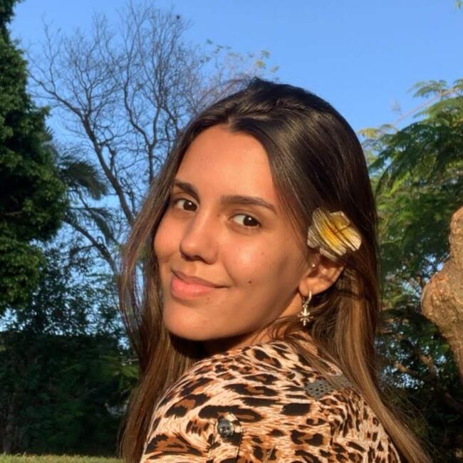 Babysitter in Bauru: Vivian