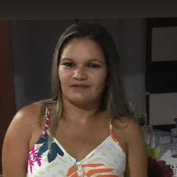 Babá em Natal: Larissa