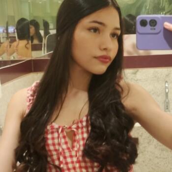 Babysitter in Manaus: Geovanna Ariely