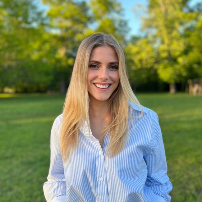 Babysitter in Differdange: Lara