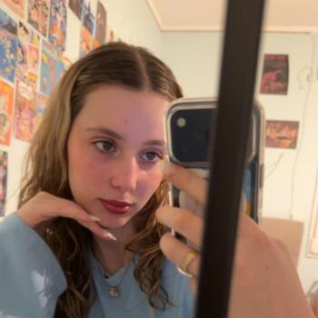 Babysitter Hautcharage: Emilie