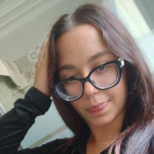 Babysitter in Draguignan: Clara
