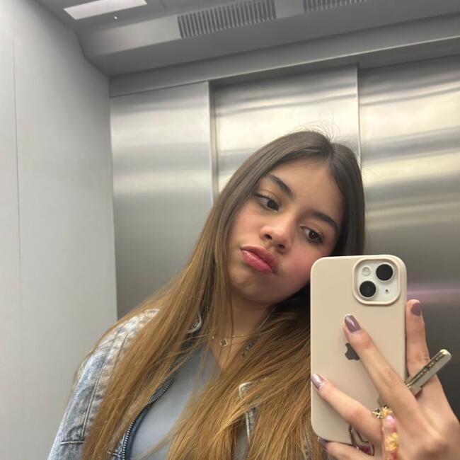 Niñera en Lima: Almendra