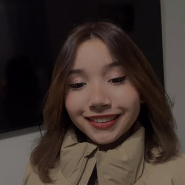 Babysitter in Beverly: Karen