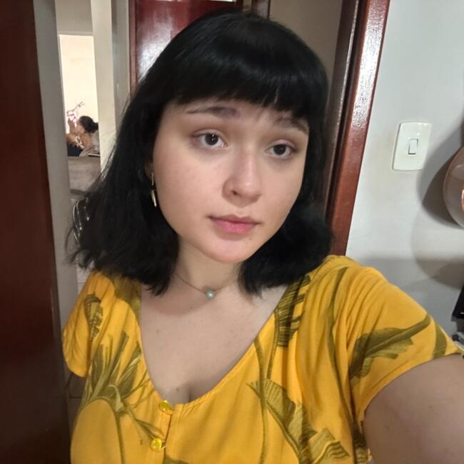 Babysitter in Cuiabá: Gabriella Oliveira Borges